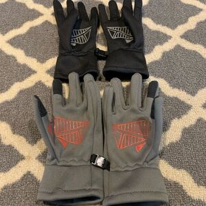 Boys size 4-7 gloves bundle